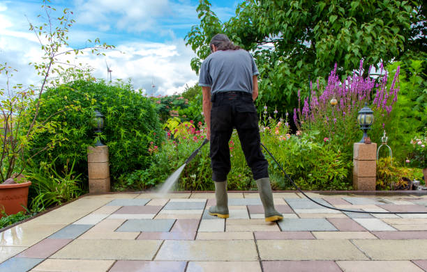 Best Pool Deck Cleaning  in Glen Ellen, CA
